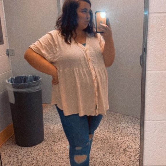 Meet your Posher, Darrah - Picture 1 of 1